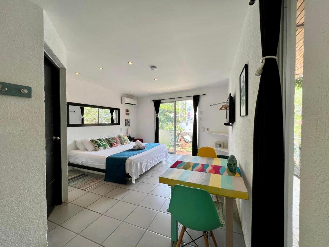 Ocean Lovers Hostel & Apartments Taganga Exterior photo